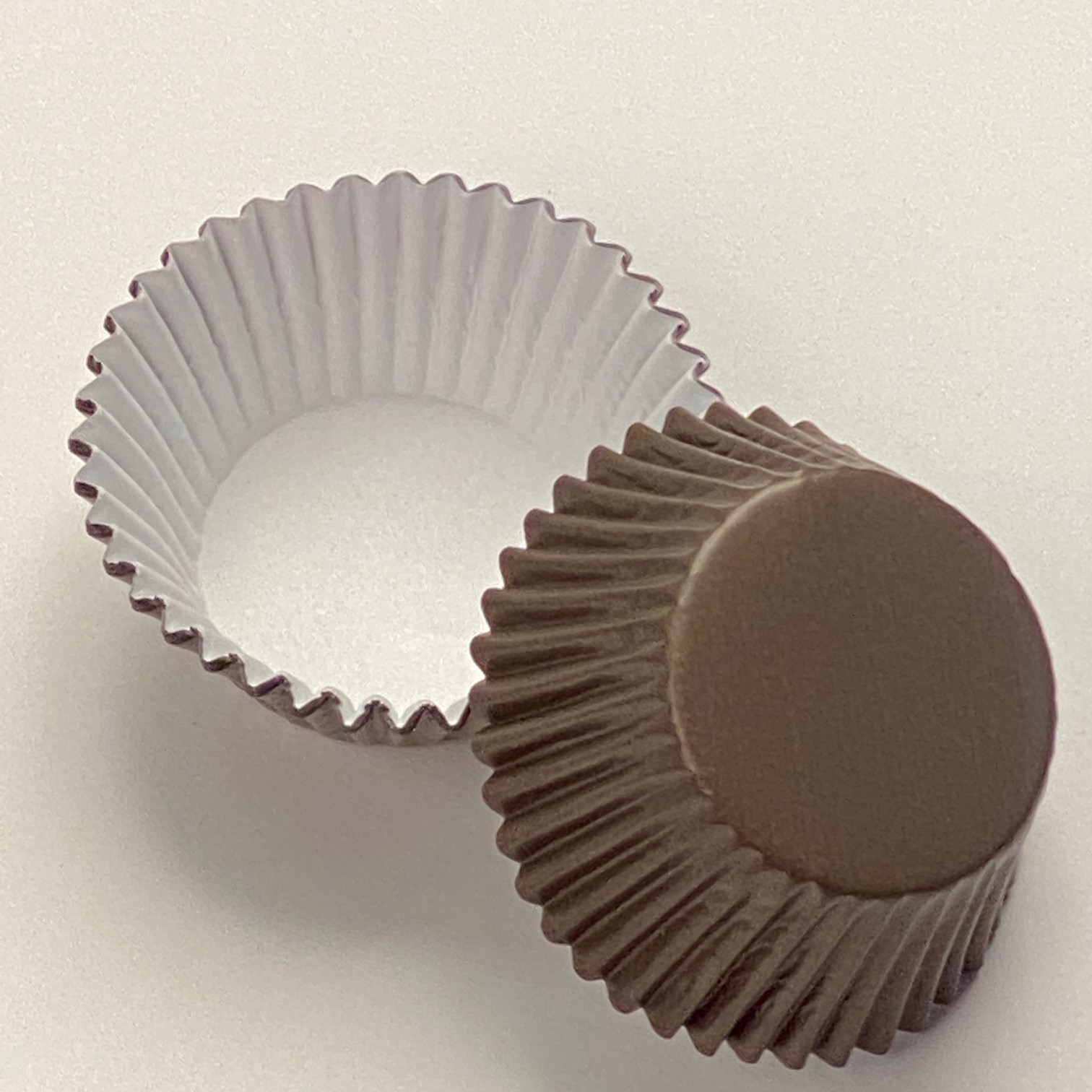 Ivory Foil Standard Cupcake Liners