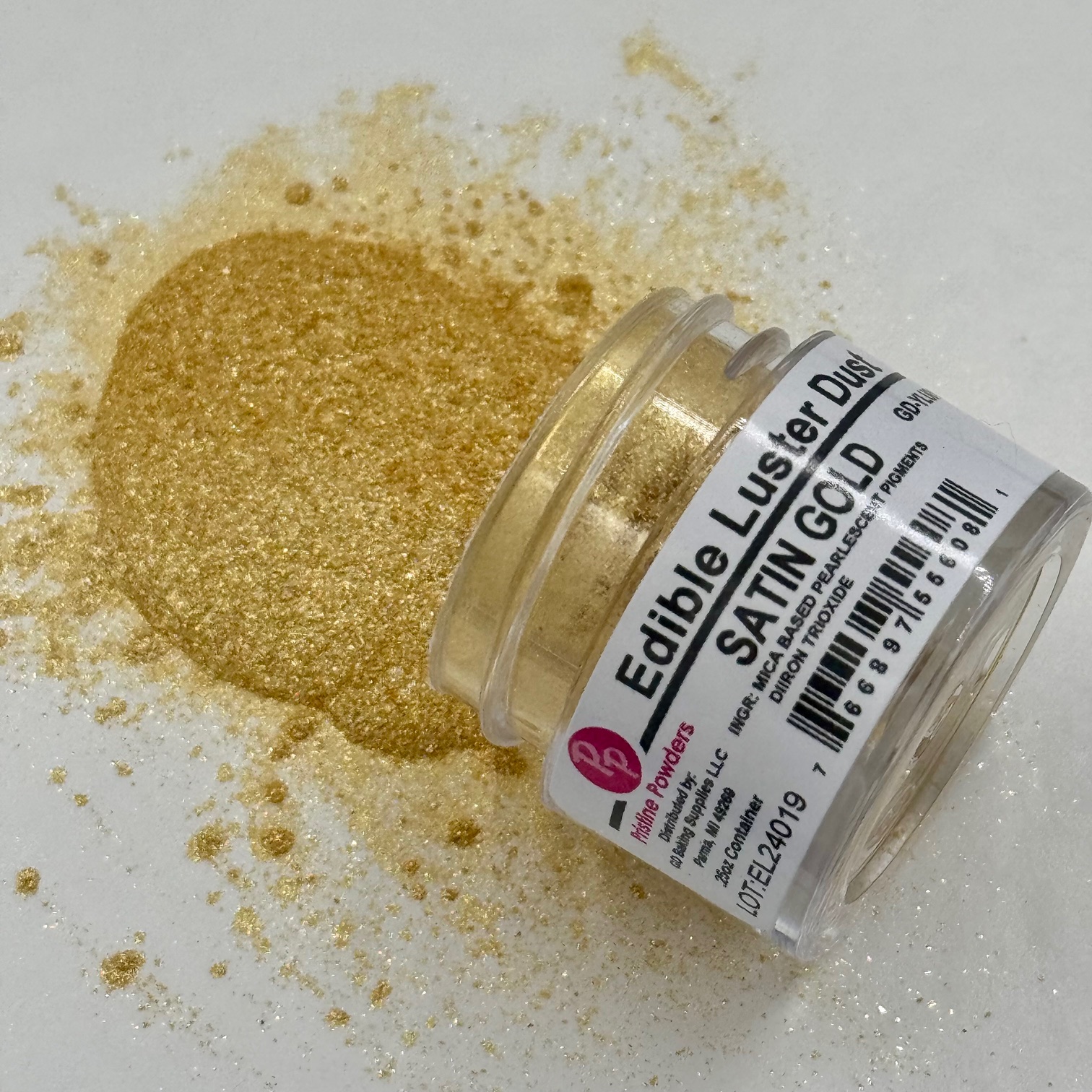 Gold Color Letters Example Using Luster Dust Luster Dust – Satin Gold (7 pack) – GD Baking Supplies